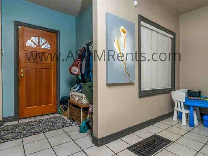 815 700 East - Photo 3 of 25