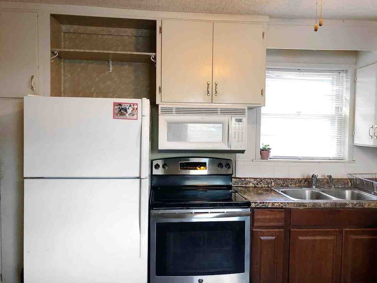 969 Randolph Avenue - Photo 3 of 8