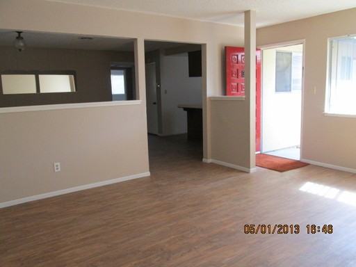 1714 Floyd Ave - Photo 3 of 14