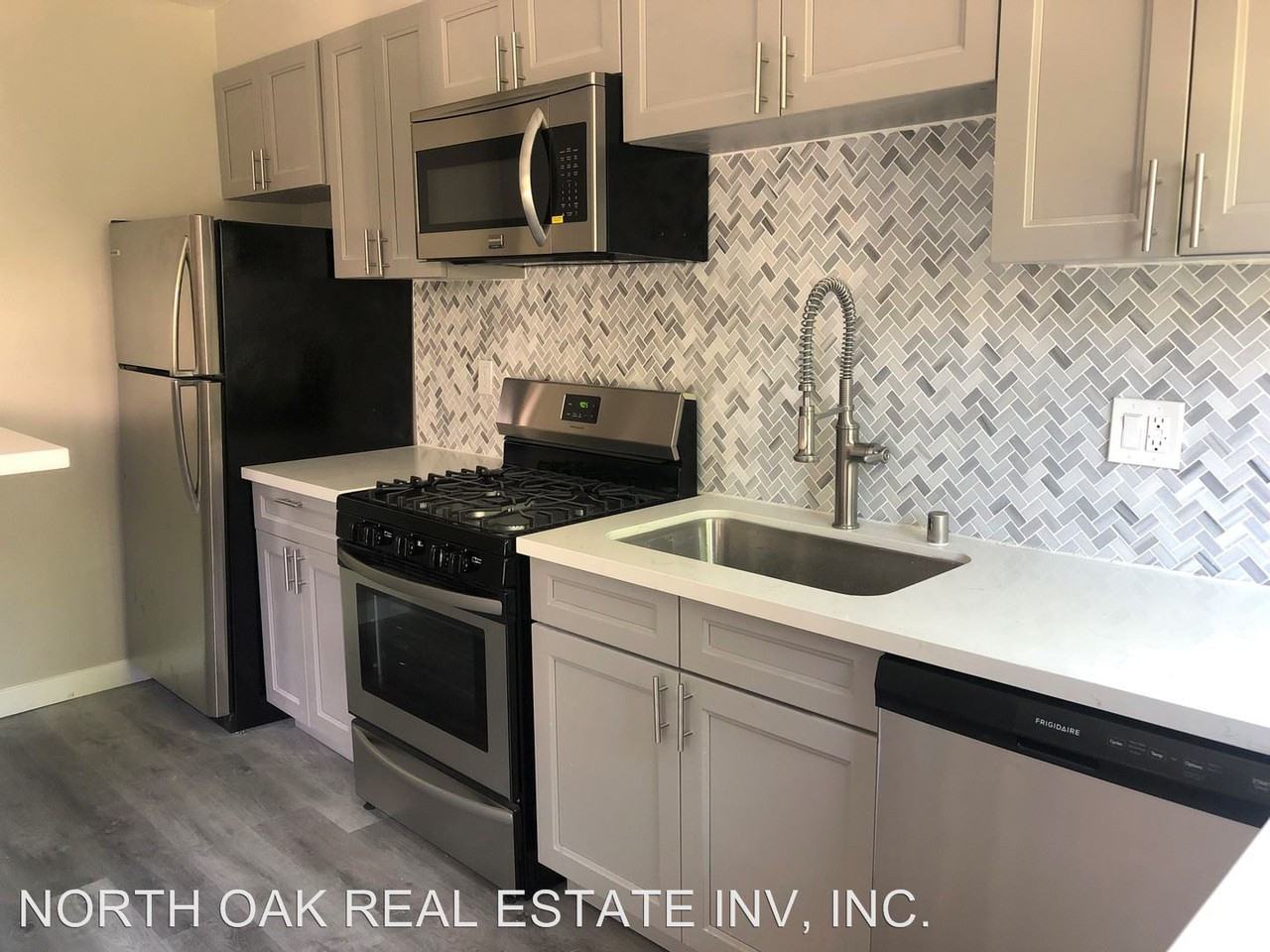 5646 FOUNTAIN AVE. - Photo 2 of 10