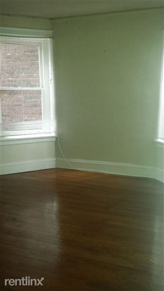 2518 W Grace St - Photo 3 of 6