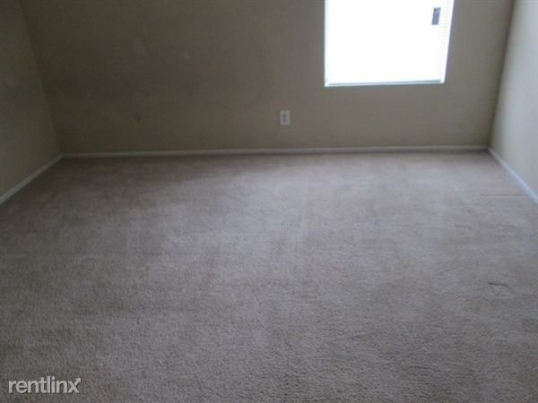 Pinnacle West Apartments - Photo 2 of 9