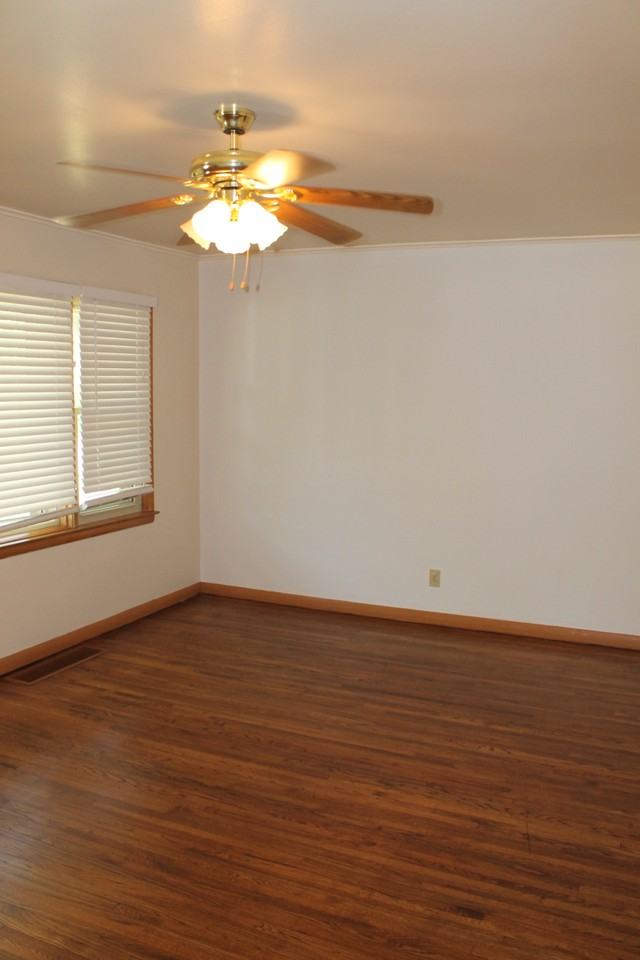 8926 E Latimer Ct - Photo 2 of 9