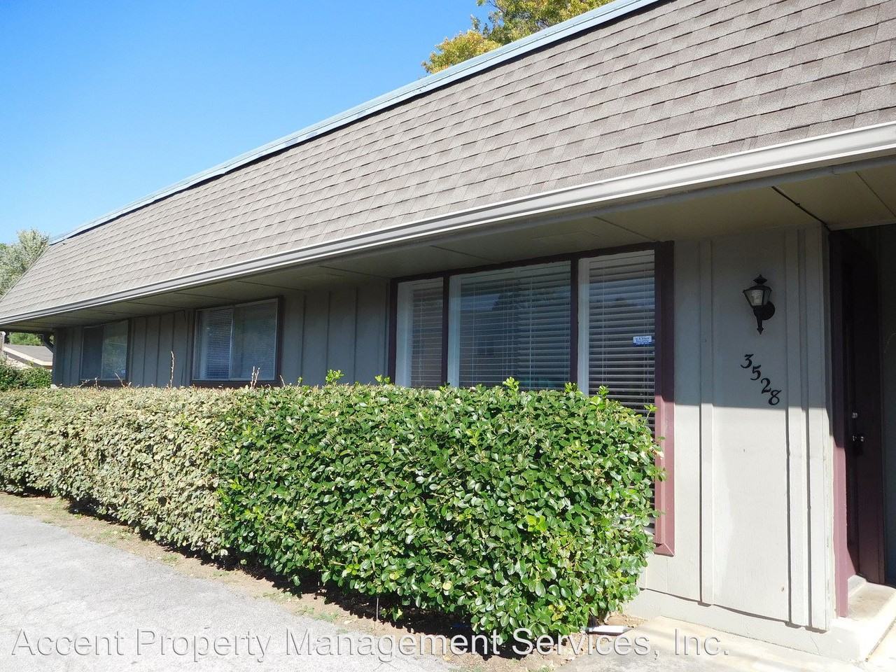 3528 E. 48th Pl. - Photo 2 of 26