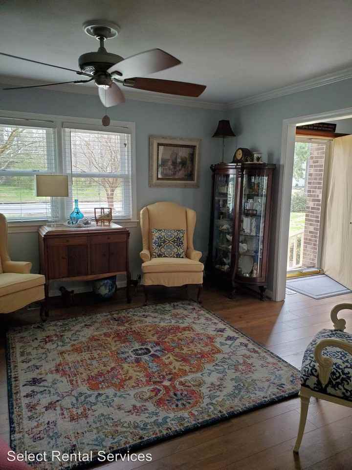 106 William Dr - Photo 2 of 11