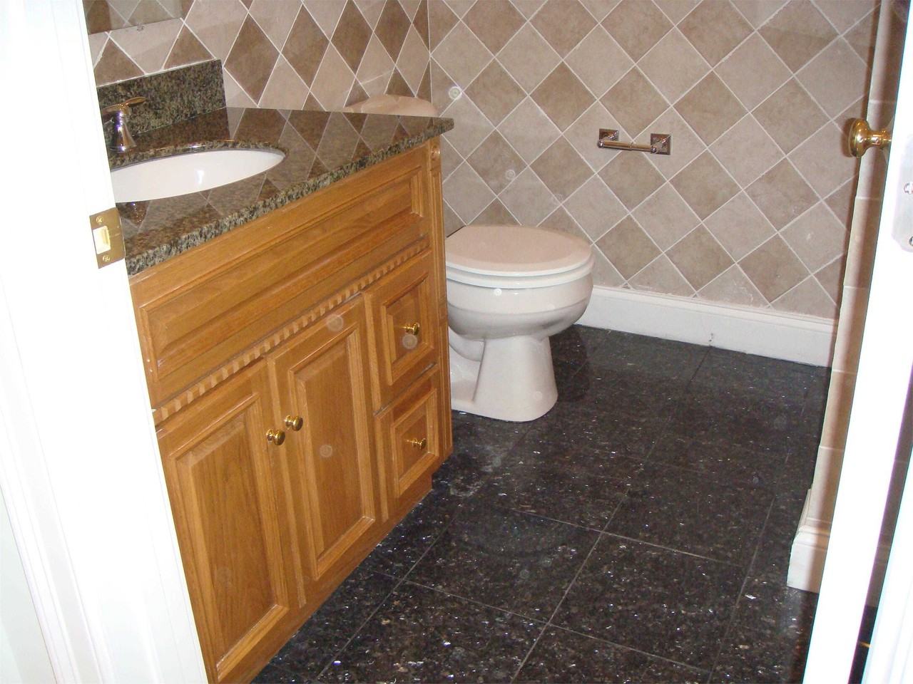 387-389 Angell Street - 4 - Photo 3 of 10