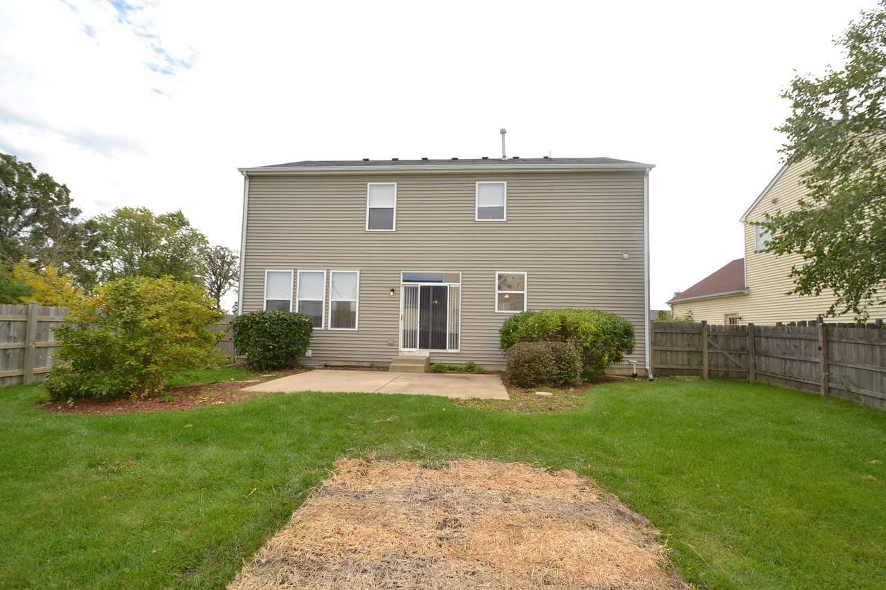 2218 Forest Cove Dr - Photo 3 of 16