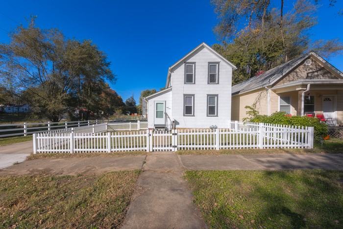 840 Pottawatomie Street