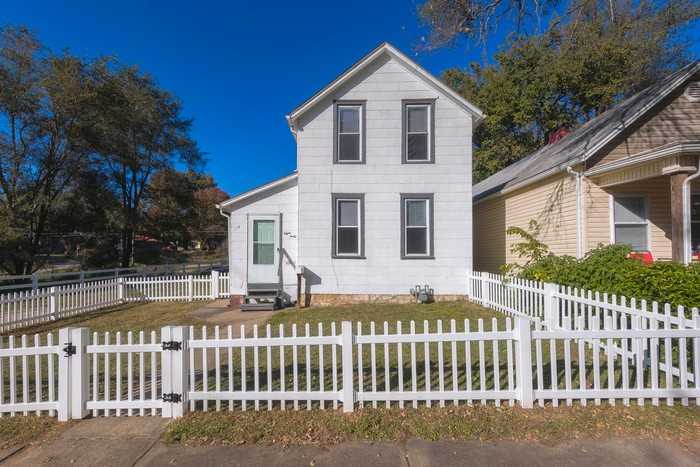840 Pottawatomie Street - Photo 2 of 18