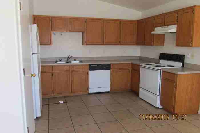 118 Buffalo Drive - Photo 3 of 12