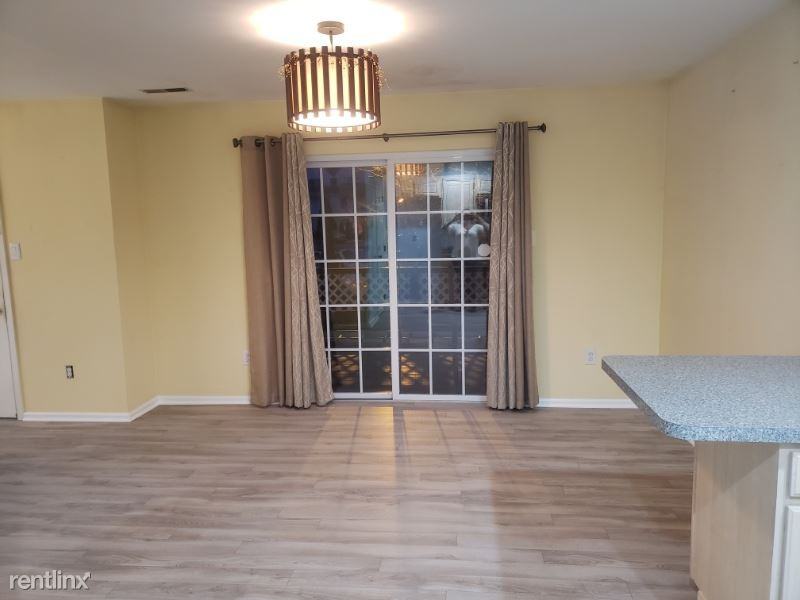 21 Patcong Dr - Photo 2 of 17