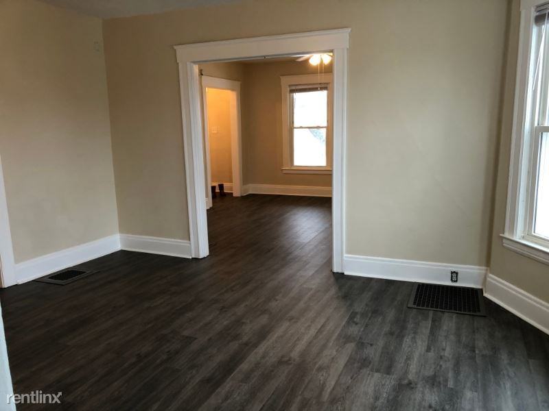 802 Vine St 1, Syracuse, NY 13203 3 Bedroom Apartment for Rent for