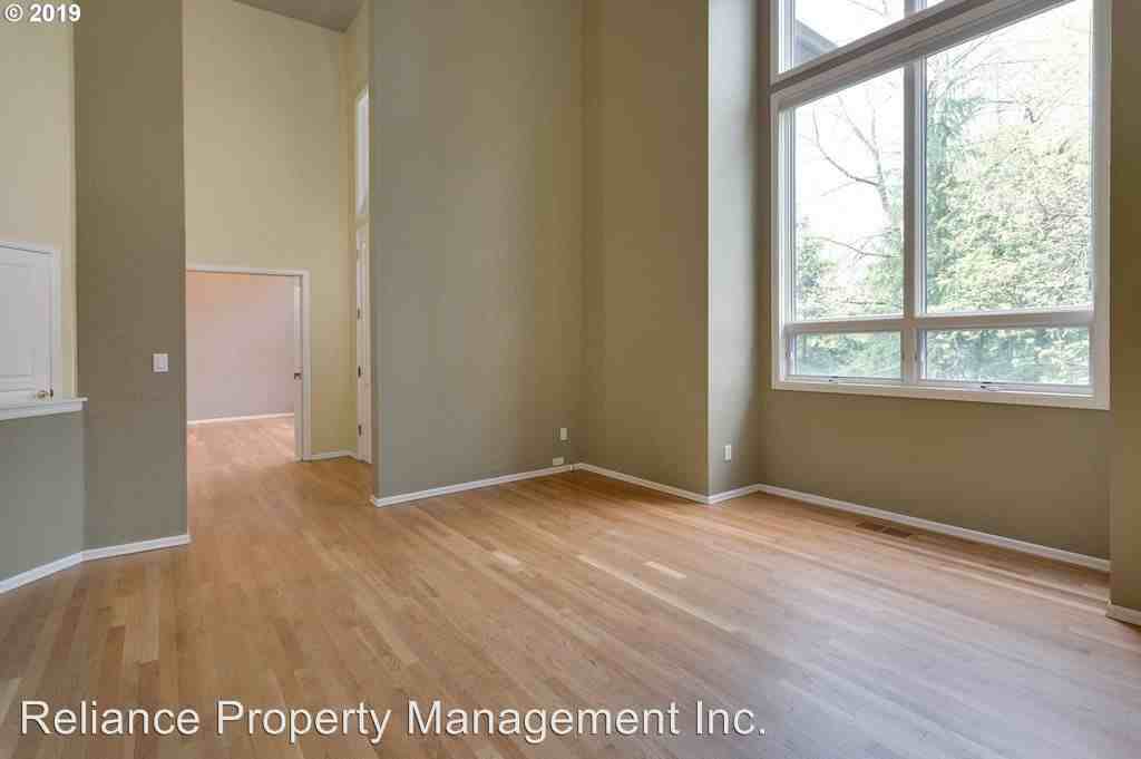 18018 Gimley Court - Photo 3 of 23