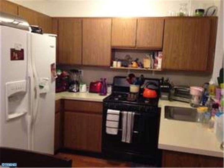 511 Crystal Ln - Photo 3 of 18