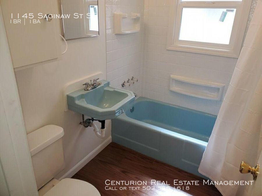 1145 Saginaw St Se - Photo 3 of 8
