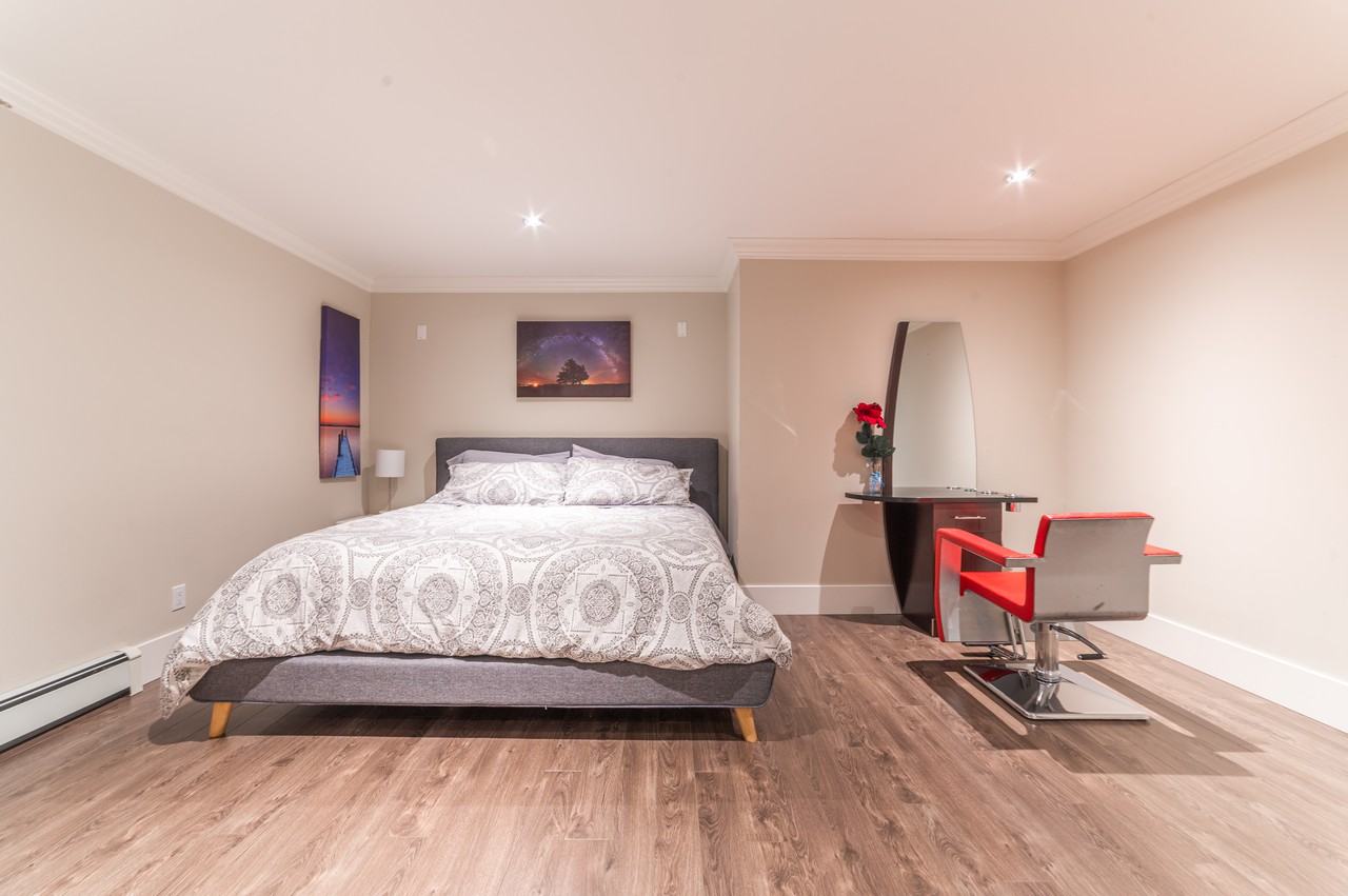 15647 107 Avenue 1 Surrey Bc V4n 3h8 Room For Rent For 2 500 Month Zumper