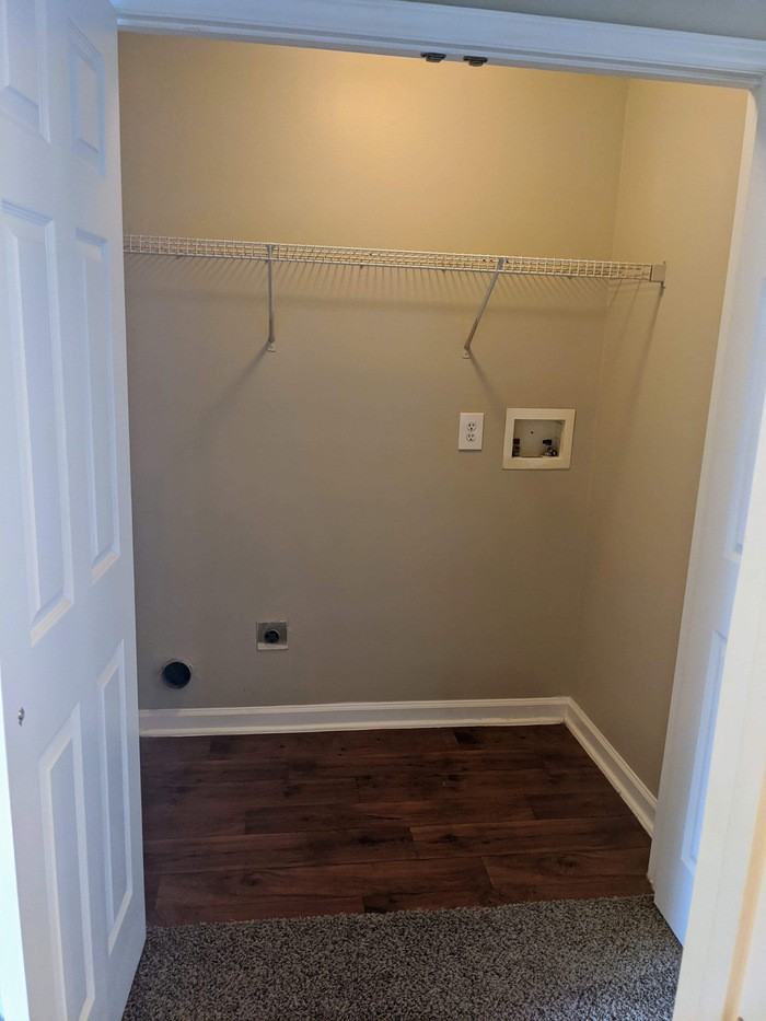 1012 River Haven Circle - Photo 2 of 12