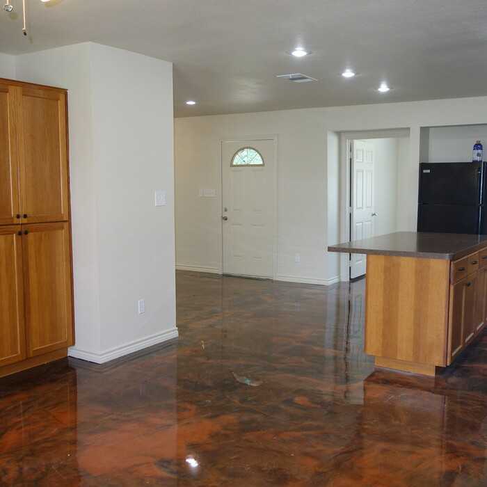 277 E Keanahalululu Ln - Photo 3 of 11