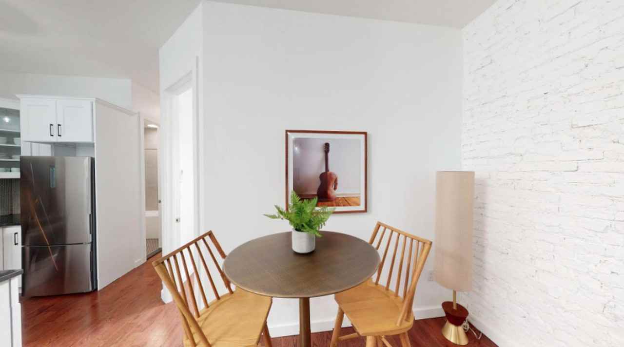 Beautiful Crown Heights apartment near Utica Ave Station - Photo 2 of 10