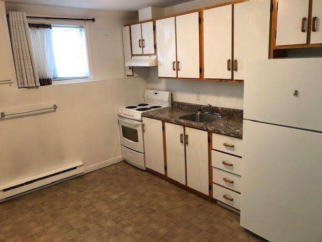 118a Michener Ave - Photo 2 of 8