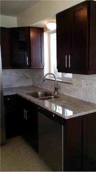 305 S Federal Hwy #2 - Photo 2 of 16