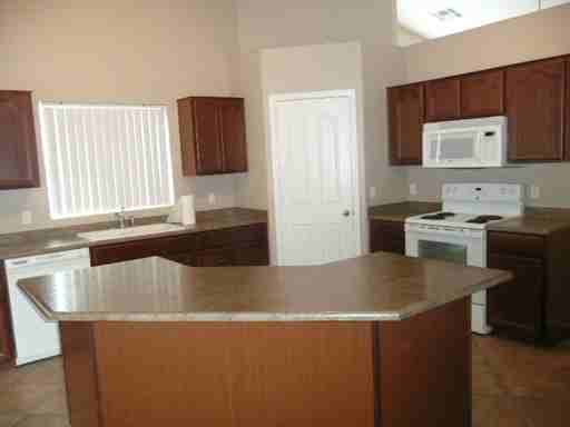 3735 E Magnus Dr - Photo 2 of 27