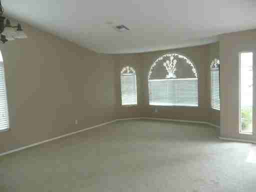 3735 E Magnus Dr - Photo 3 of 27