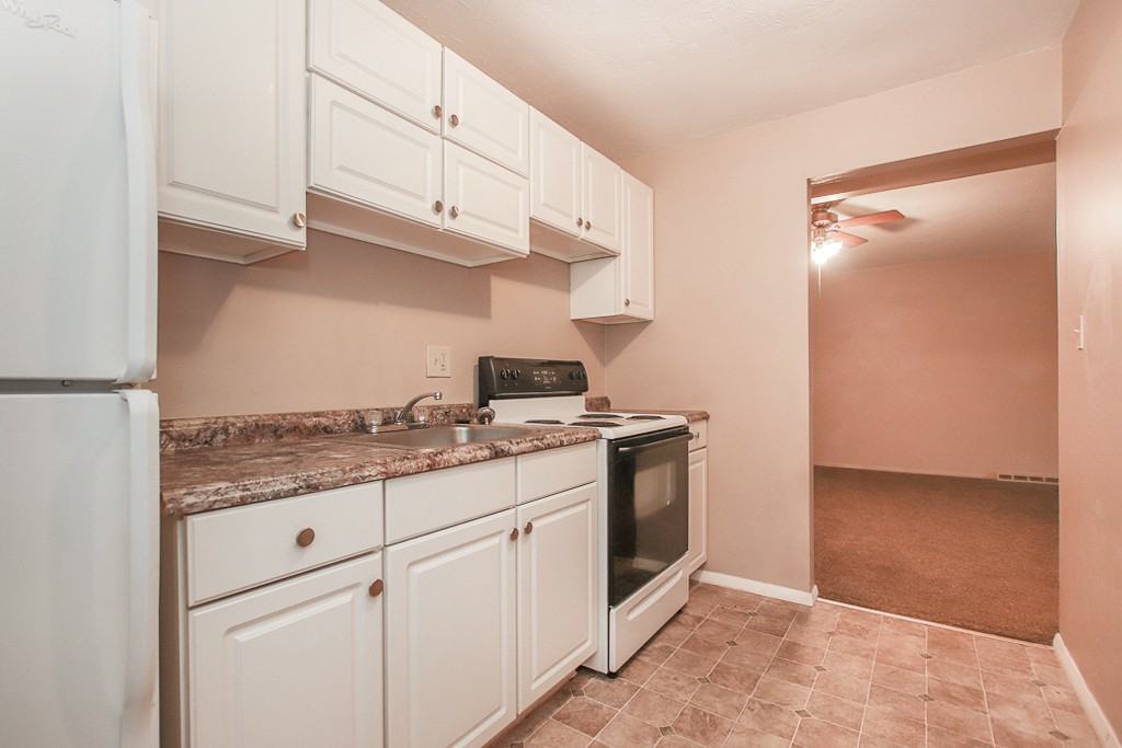 4428 Turney Rd - Photo 2 of 3