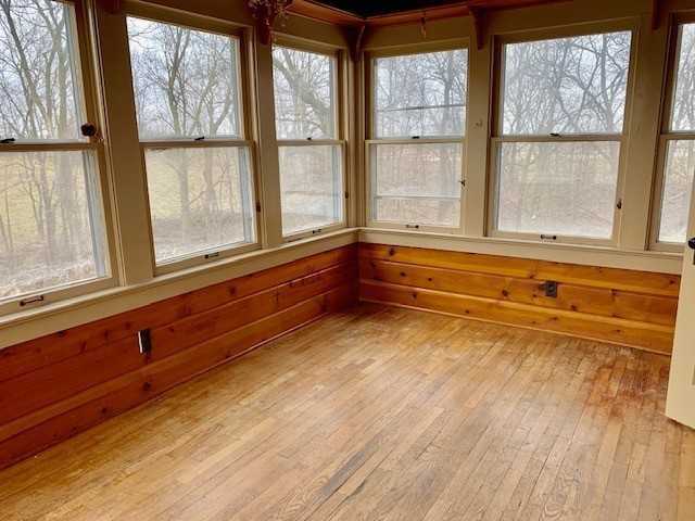 6925 Ne 12th Ave - Photo 2 of 19