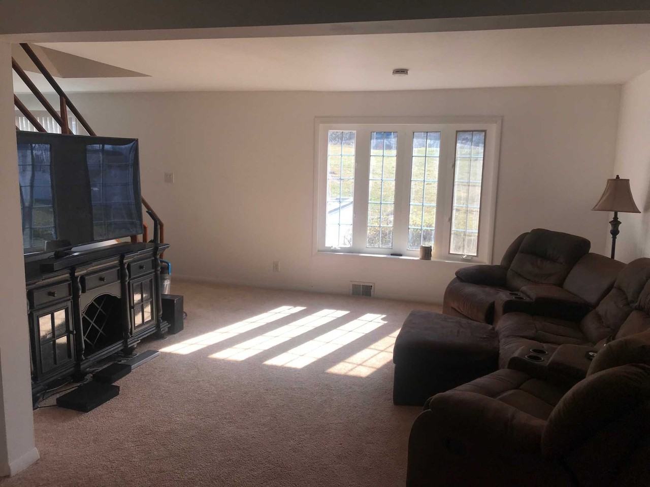 249 Strawberry Ln - Photo 3 of 13