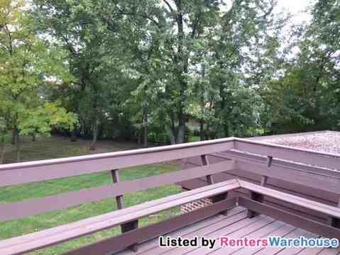 133 Lone Oak Ln - Photo 3 of 15