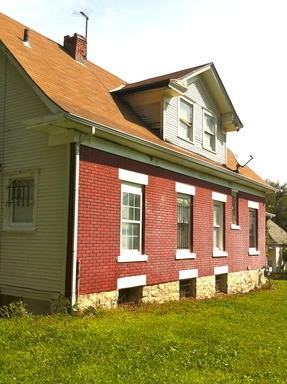 2616 Bellefontaine Ave - Photo 3 of 41