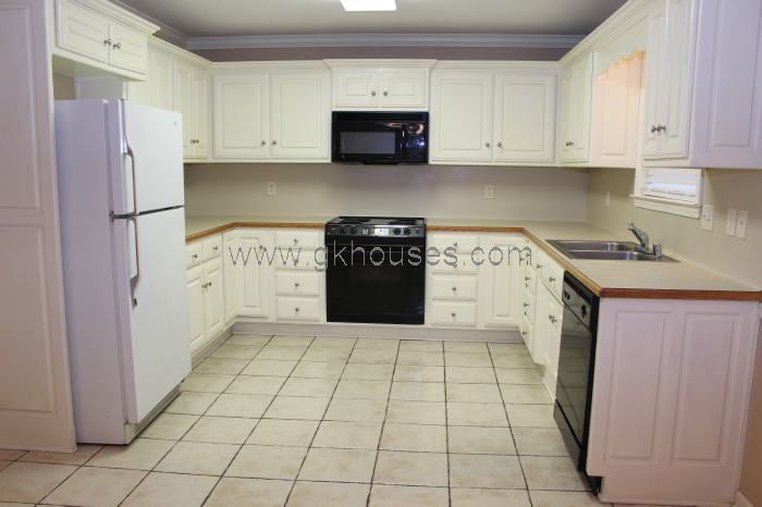 93 Rosebud Circle - Photo 2 of 10