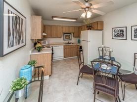 132 Fountain Oaks Circle - Photo 1 of 1