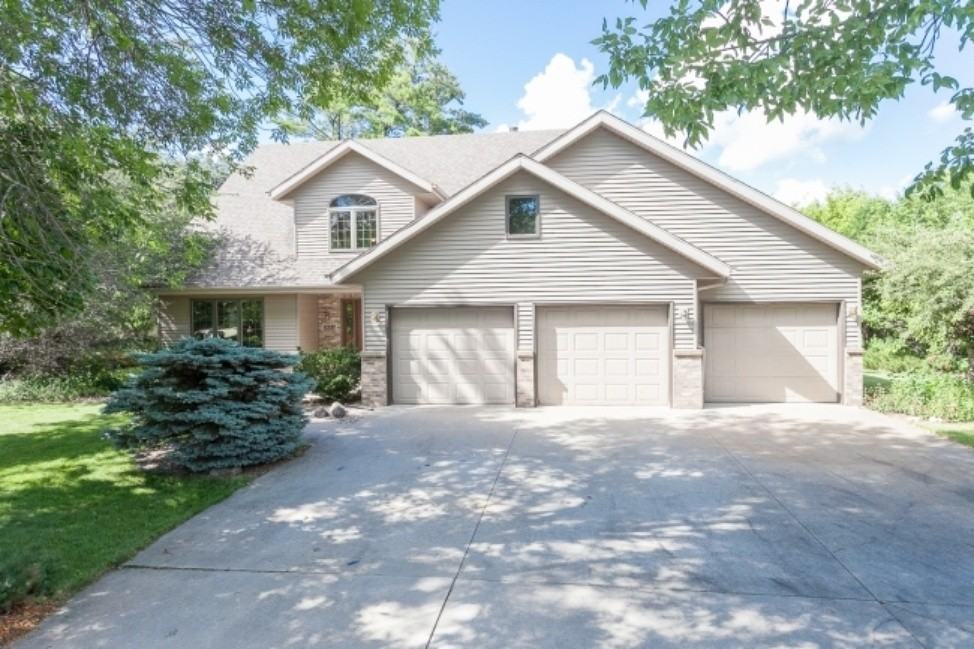 2834 Pine Ridge Rd - Photo 2 of 22