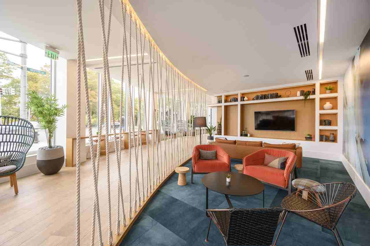 530 Western Ave #507