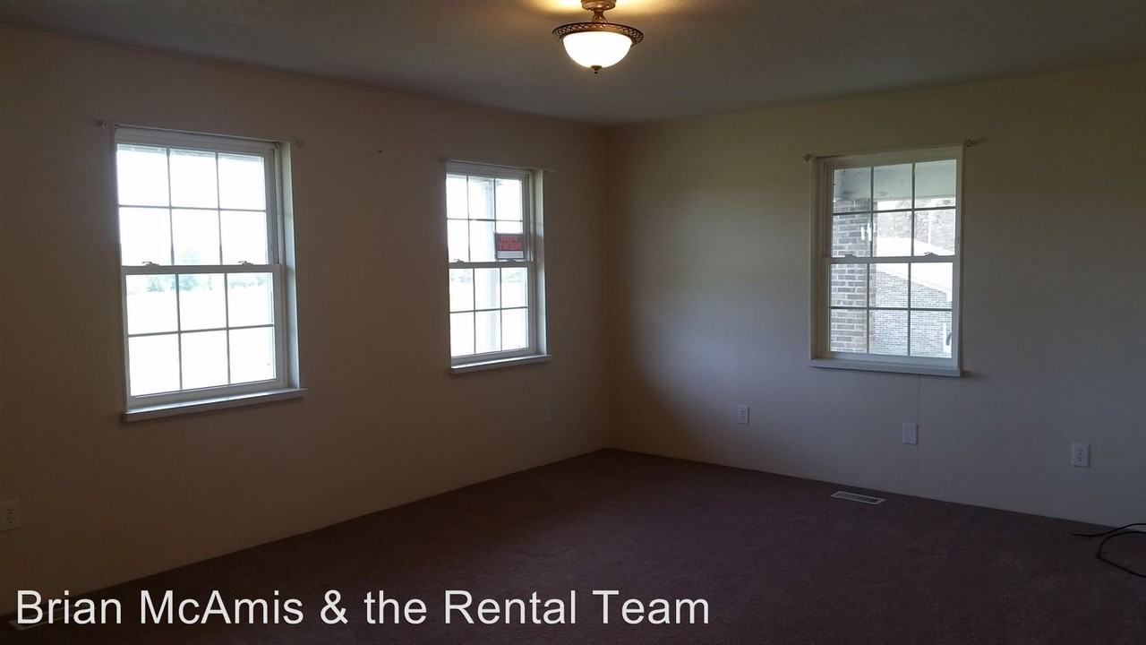 4090 Sunnydale Rd - Photo 2 of 10