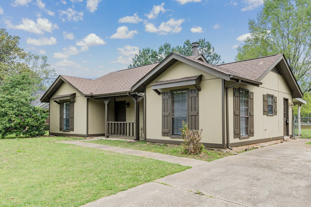 3269 Little John Dr - Photo 2 of 29