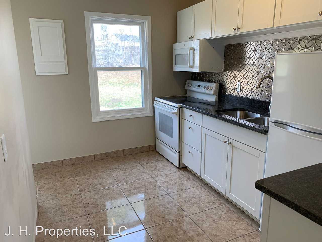 3412 Washington Street - Photo 3 of 10