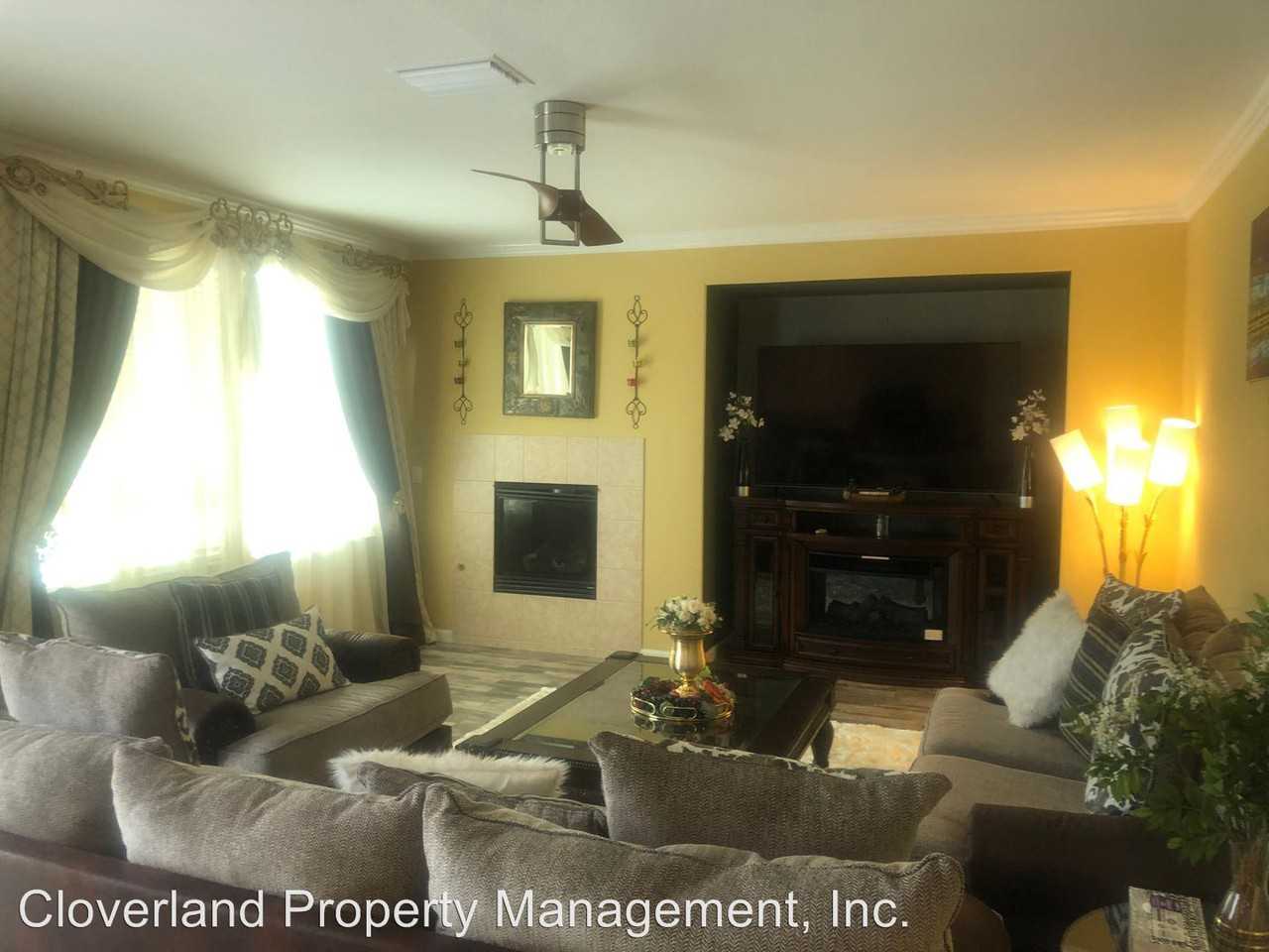 20863 Grapevine Dr. - Photo 2 of 17