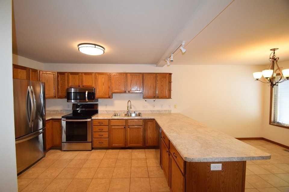 1224 N High Point Rd - Photo 2 of 13