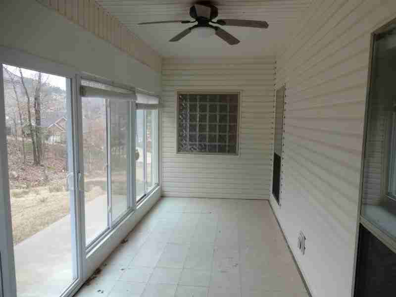 2612 Valley Park Dr - Photo 3 of 16