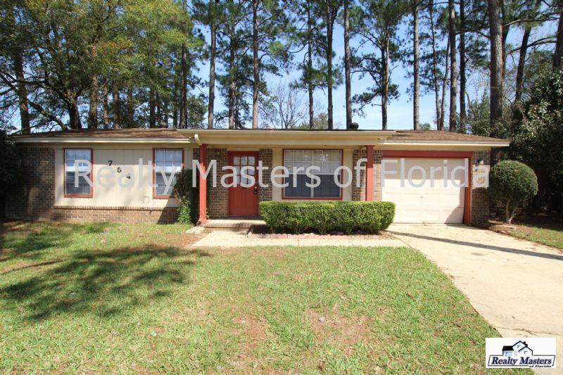 734 Carondelay Dr. - Photo 2 of 15