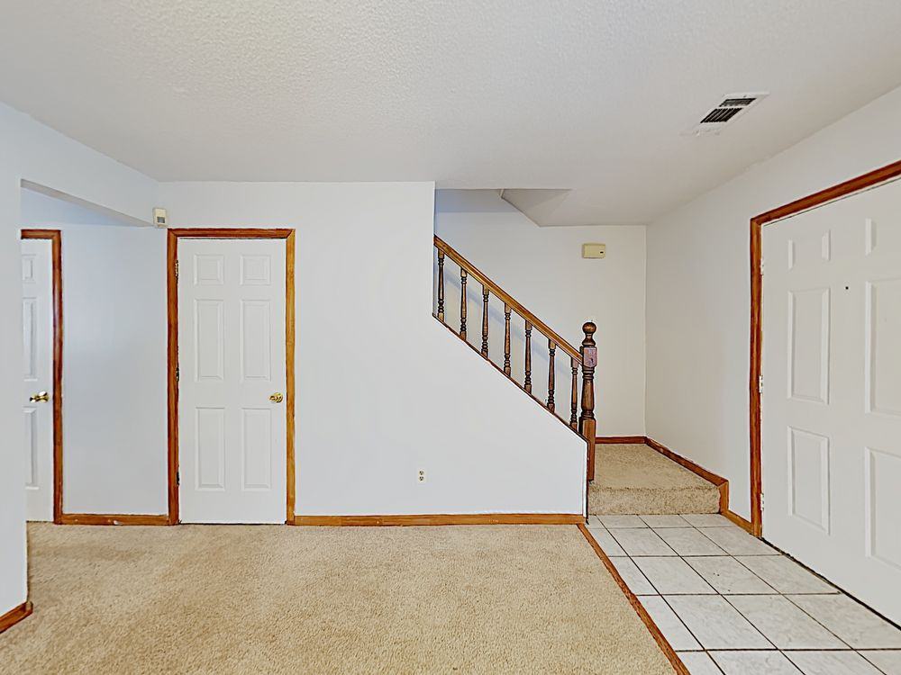 5261 Afton Way Se - Photo 3 of 18