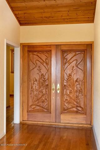 1394 Edgehill Place - Photo 2 of 37