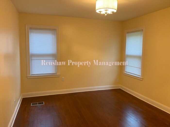 1880 Vollintine Avenue - Photo 3 of 11