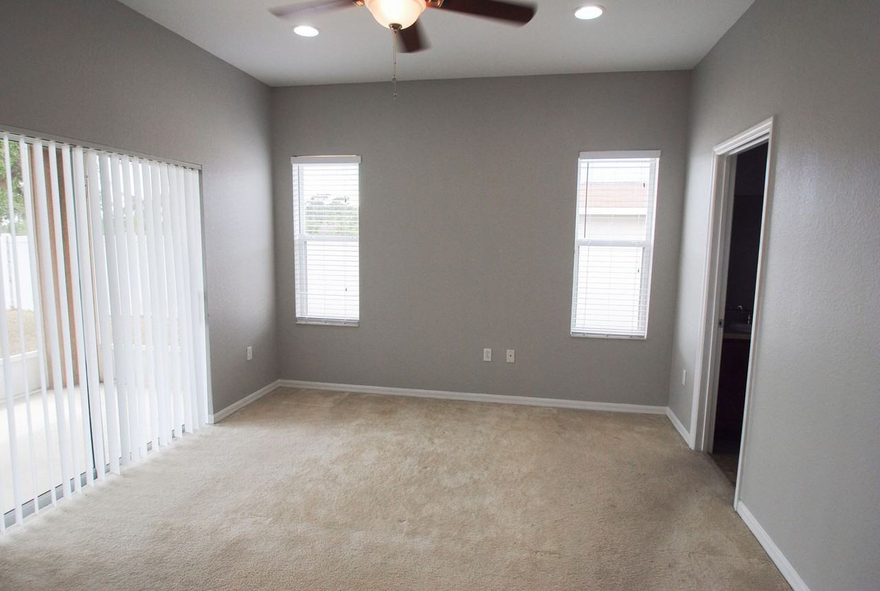 3632 Bristol Cove Ln - Photo 3 of 12