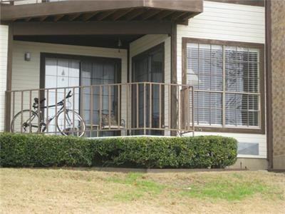 105 Henry M Chandler Dr - Photo 3 of 20