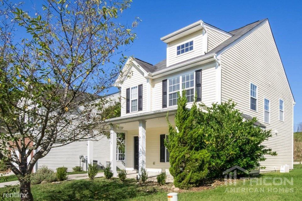 10838 Traders Court - Photo 2 of 18