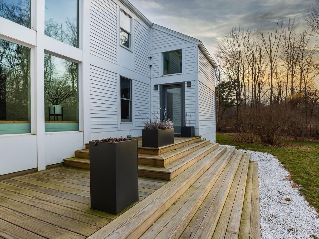 100 Canton St - Photo 3 of 33